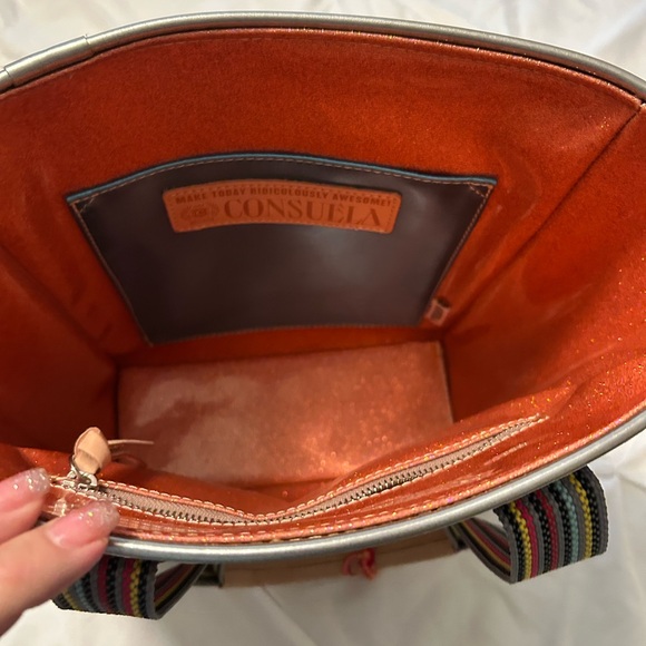 Consuela Michele chica tote Floral Embroidered Tote Bag - Picture 5 of 6